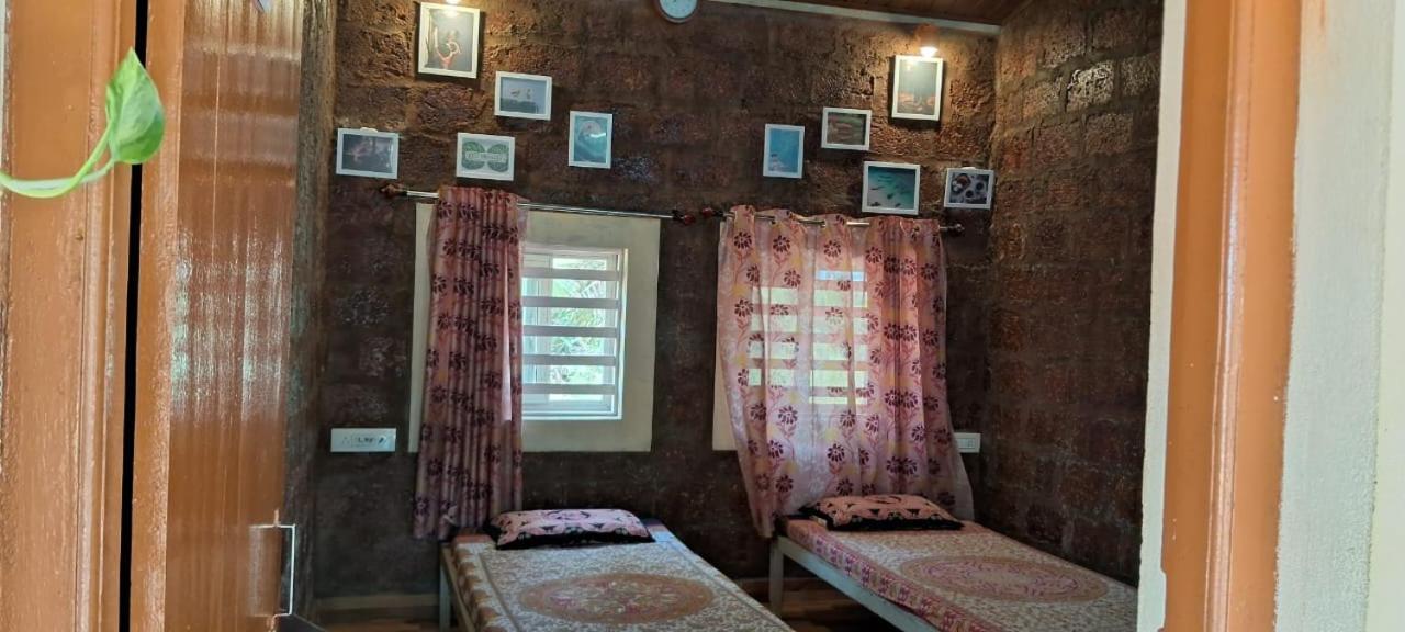 Riverstone Riverfront Stay Gokarna  Δωμάτιο φωτογραφία